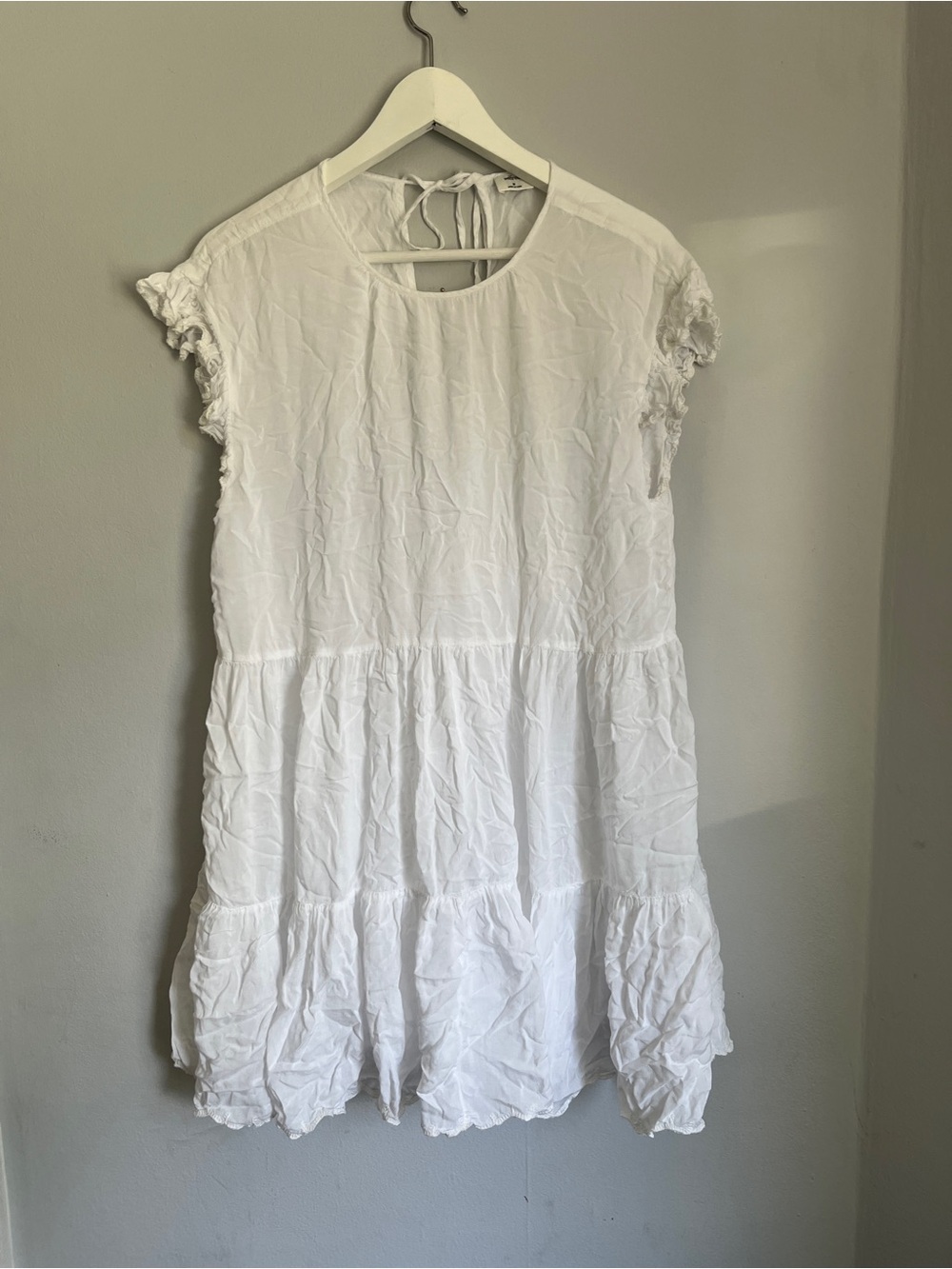 Wilfred white flowy lined mini dress with short ruffle sleeves